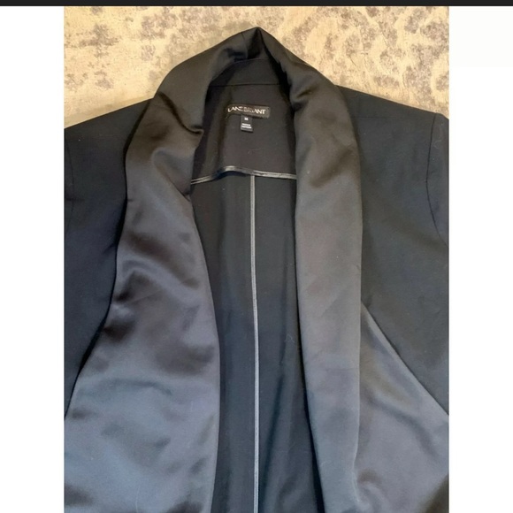 LANE BRYANT Open Front Asymmetrical Hem Blazer - Picture 2 of 4